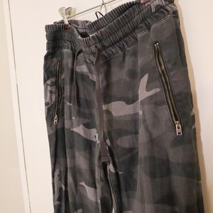 Aritiza Camo Pants